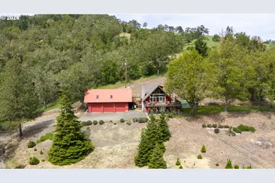 639 Cattle Dr, Roseburg, OR 97470 - Photo 15