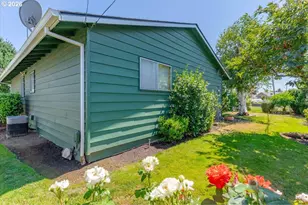 1465 Thompson Rd, Woodburn, OR 97071 - Photo 33