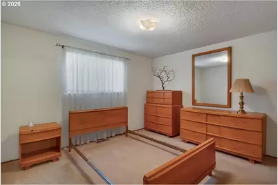 1465 Thompson Rd, Woodburn, OR 97071 - Photo 21