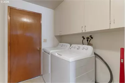 1465 Thompson Rd, Woodburn, OR 97071 - Photo 27