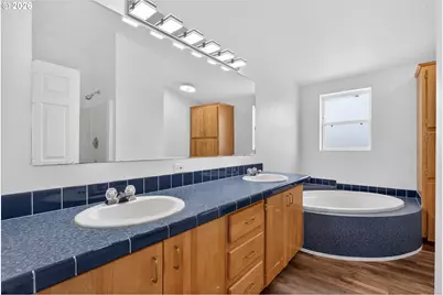 208 16th St, La Grande, OR 97850 - Photo 21