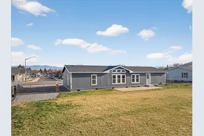 208 16th St, La Grande, OR 97850 - Photo 33