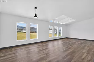 208 16th St, La Grande, OR 97850 - Photo 9