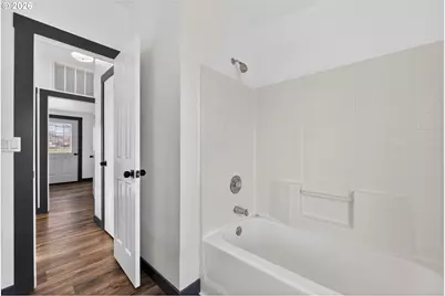 208 16th St, La Grande, OR 97850 - Photo 29