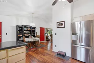7417 SE Sherrett St, Portland, OR 97206 - Photo 15