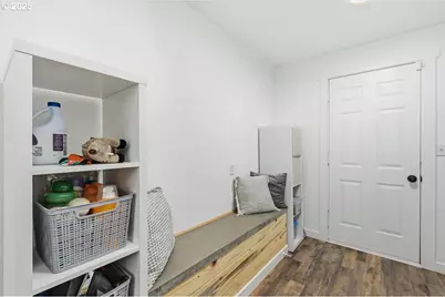 1317 W Main St, Centralia, WA 98531 - Photo 25