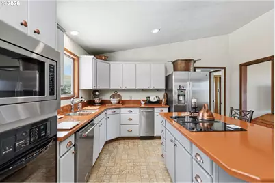 2485 Steele Rd, The Dalles, OR 97058 - Photo 17