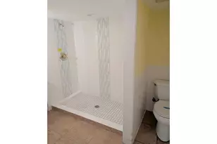 2004 SE Ash St, Portland, OR 97214 - Photo 21