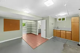 7202 SW Nevada Terrace, Portland, OR 97219 - Photo 27