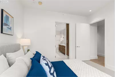 550 SW 10th Ave #2909, Portland, OR 97205 - Photo 17