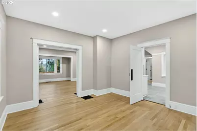 5465 SW Scholls Ferry Rd, Portland, OR 97225 - Photo 15
