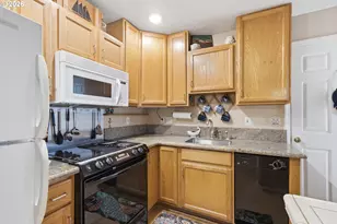 34145 Venture Blvd, Pacific City, OR 97135 - Photo 9