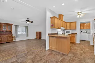 2410 Colorado Ave, Baker City, OR 97814 - Photo 7