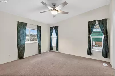 2410 Colorado Ave, Baker City, OR 97814 - Photo 13