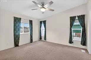 2410 Colorado Ave, Baker City, OR 97814 - Photo 13