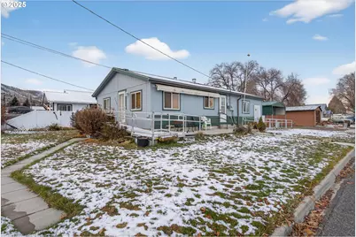 2410 Colorado Ave, Baker City, OR 97814 - Photo 1