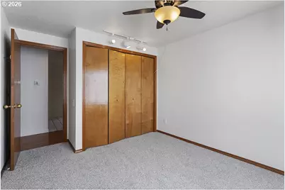 15638 NE Russell Pl, Portland, OR 97230 - Photo 25