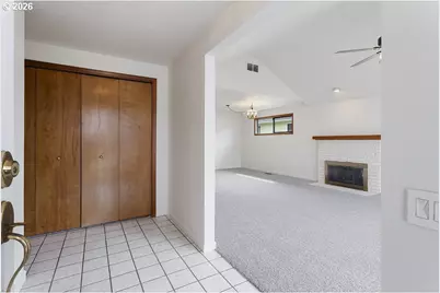 15638 NE Russell Pl, Portland, OR 97230 - Photo 3