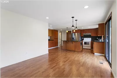 15638 NE Russell Pl, Portland, OR 97230 - Photo 11