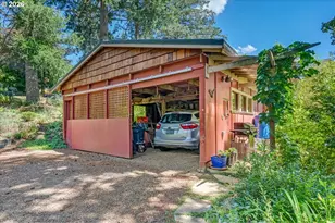 252 Rock St, Silverton, OR 97381 - Photo 35