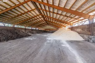 25641 S Schockley Rd, Beavercreek, OR 97004 - Photo 11