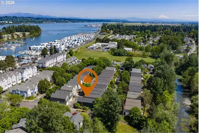 403 NE Suttle Rd, Portland, OR 97211 - Photo 37