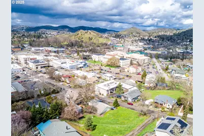 503 SE Chadwick St, Roseburg, OR 97470 - Photo 39