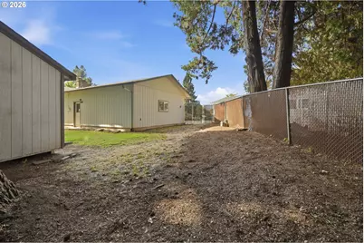 2800 Dahlia Ln, Eugene, OR 97404 - Photo 35