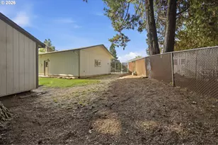 2800 Dahlia Ln, Eugene, OR 97404 - Photo 35