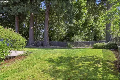 2800 Dahlia Ln, Eugene, OR 97404 - Photo 39
