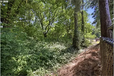 2800 Dahlia Ln, Eugene, OR 97404 - Photo 37