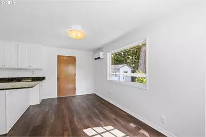 2800 Dahlia Ln, Eugene, OR 97404 - Photo 7