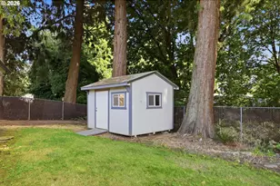 2800 Dahlia Ln, Eugene, OR 97404 - Photo 33
