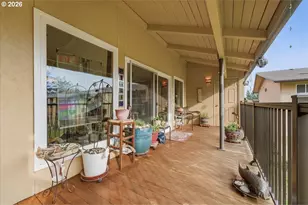 1400 SE Lava Dr, Milwaukie, OR 97222 - Photo 29