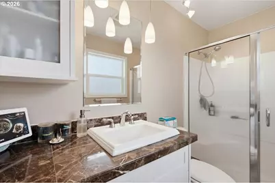 11010 NE 8th Ave, Vancouver, WA 98685 - Photo 17