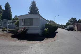 2632 NE 201st Ave, Fairview, OR 97024 - Photo 3
