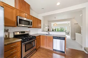 340 NW 116th Ave, Portland, OR 97229 - Photo 17