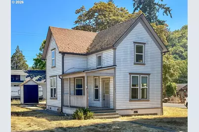 641 W Ballf St, Roseburg, OR 97471 - Photo 3