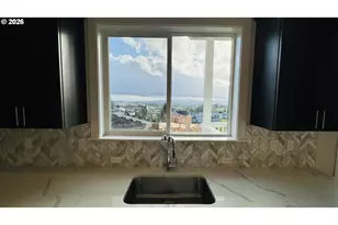 17634 SW Watchman Ln, Beaverton, OR 97007 - Photo 19