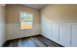 17634 SW Watchman Ln, Beaverton, OR 97007 - Photo 9