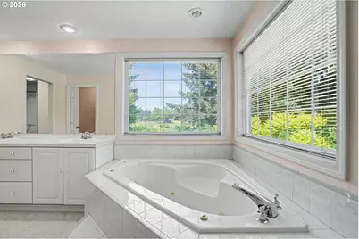 11045 James Way Dr SE, Aumsville, OR 97325 - Photo 19
