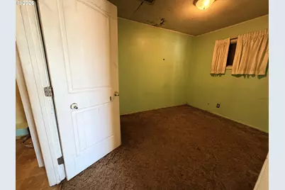 107 5th St, Amity, OR 97101 - Photo 9