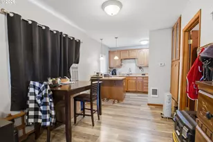 715 S McLoughlin Blvd, Oregon City, OR 97045 - Photo 5