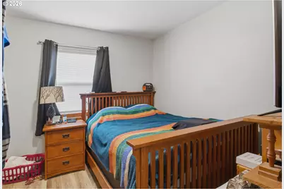 715 S McLoughlin Blvd, Oregon City, OR 97045 - Photo 9