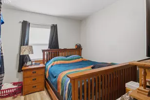 715 S McLoughlin Blvd, Oregon City, OR 97045 - Photo 9