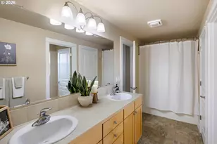 2527 Park View Dr, Eugene, OR 97408 - Photo 23