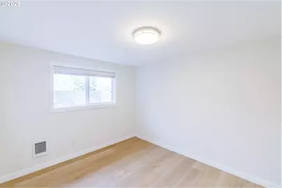 1382 NE Drost Dr, Bend, OR 97701 - Photo 29