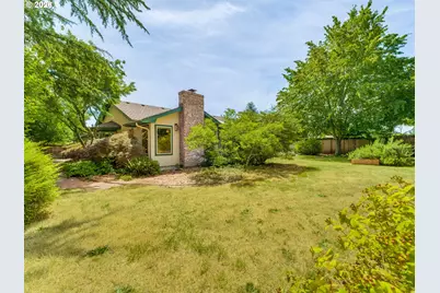 2221 NW Doral St, McMinnville, OR 97128 - Photo 41