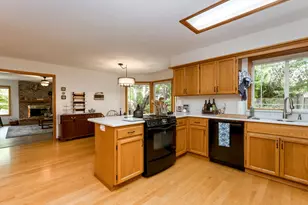 2221 NW Doral St, McMinnville, OR 97128 - Photo 17