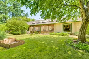 2221 NW Doral St, McMinnville, OR 97128 - Photo 45